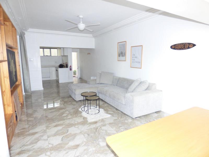 To Let 1 Bedroom Property for Rent in Mouille Point Western Cape